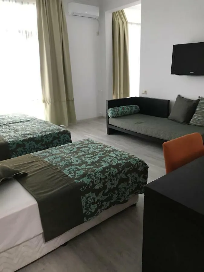 Гостевой дом Guesthouse Data Гонио